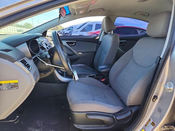 2014 HYUNDAI ELANTRA