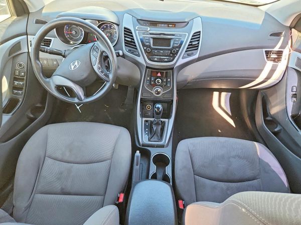 2014 HYUNDAI ELANTRA