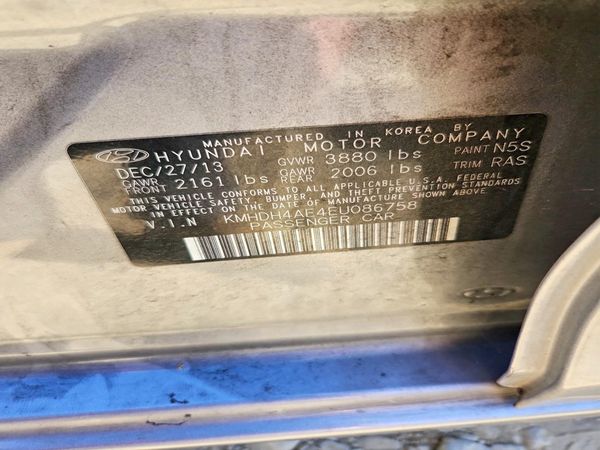 2014 HYUNDAI ELANTRA