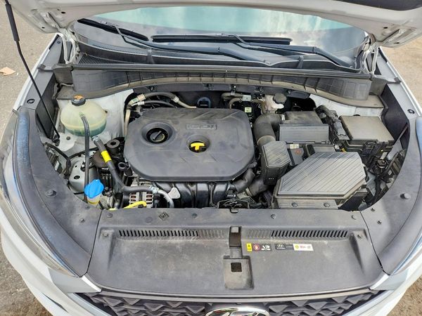 2019 HYUNDAI TUCSON SE