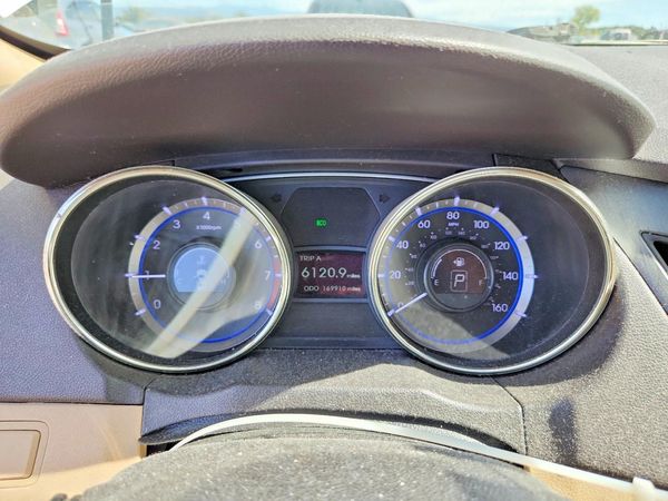 2012 HYUNDAI SONATA Middle-low level
