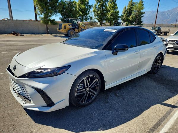 2026 TOYOTA CAMRY