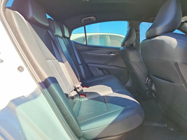 2026 TOYOTA CAMRY