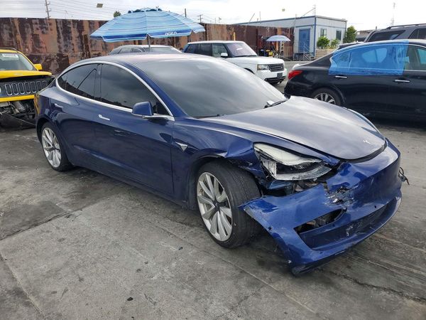 2018 TESLA MODEL 3 — Passenger 3/4