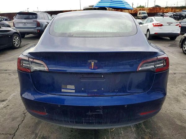 2018 TESLA MODEL 3 — DIRR
