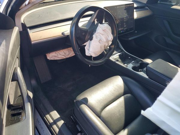 2018 TESLA MODEL 3 — CKPT