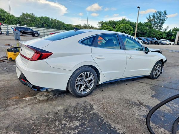 2021 HYUNDAI SONATA