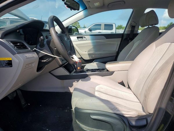 2016 HYUNDAI SONATA GL (Middle-Low) — DENT