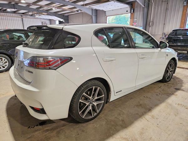 2017 LEXUS CT 200h