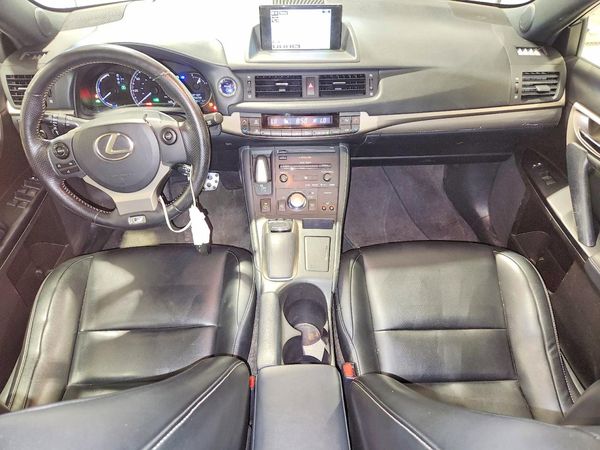 2017 LEXUS CT 200h