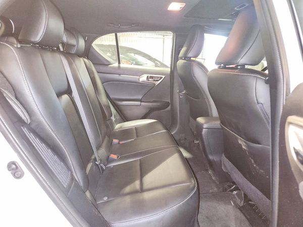 2017 LEXUS CT 200h