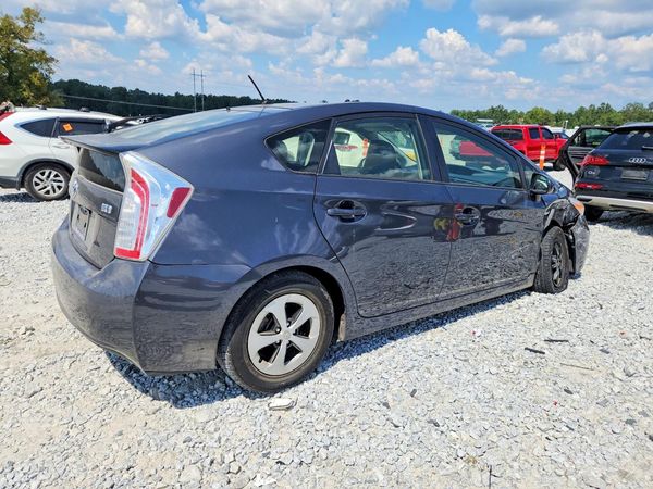 2014 TOYOTA PRIUS