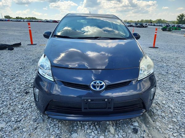 2014 TOYOTA PRIUS