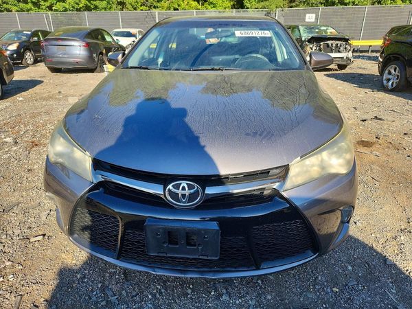 2015 TOYOTA CAMRY