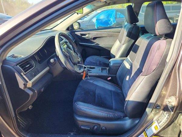 2015 TOYOTA CAMRY