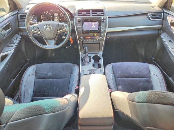 2015 TOYOTA CAMRY