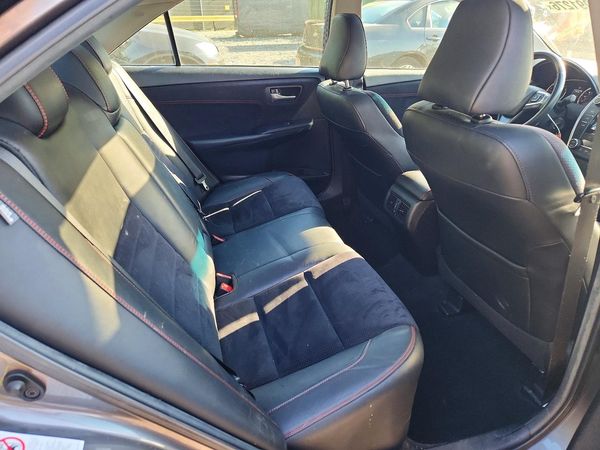 2015 TOYOTA CAMRY