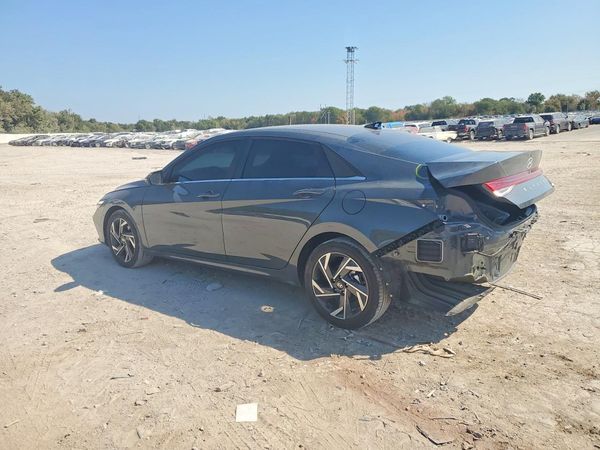 2026 HYUNDAI ELANTRA