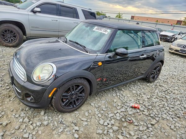 2016 MINI COOPER
