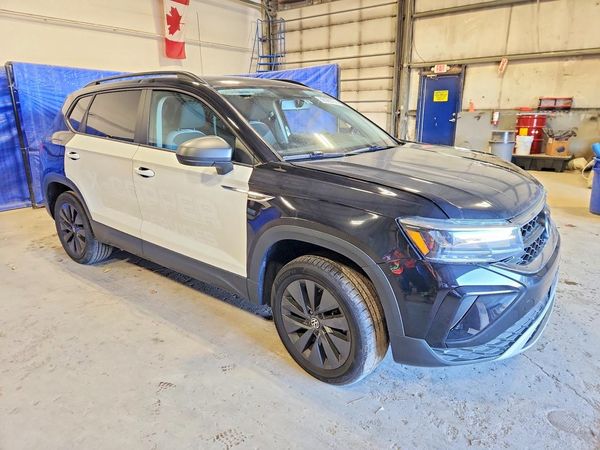 2022 VOLKSWAGEN TAOS 4Motion S — Passenger 3/4