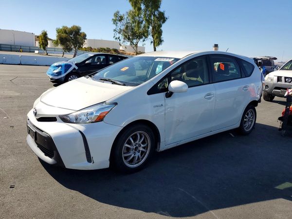 2017 TOYOTA PRIUS