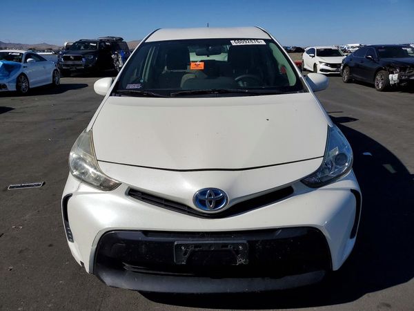 2017 TOYOTA PRIUS
