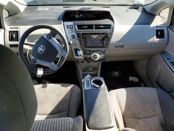 2017 TOYOTA PRIUS