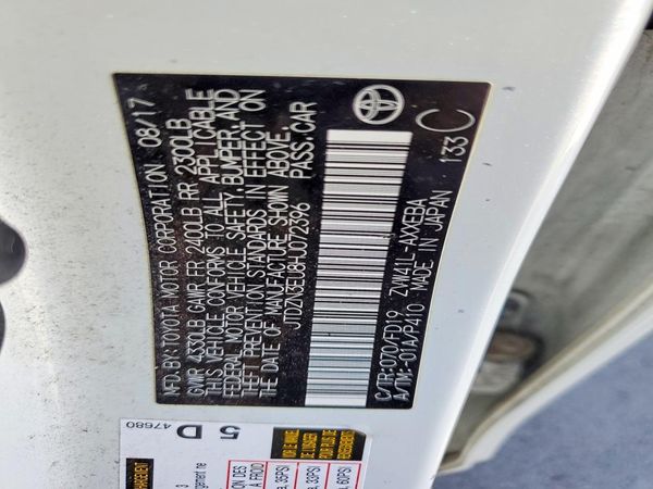 2017 TOYOTA PRIUS