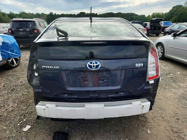 2014 TOYOTA PRIUS