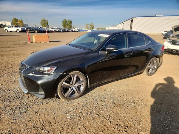 2017 LEXUS IS — DSFA — Front 3/4