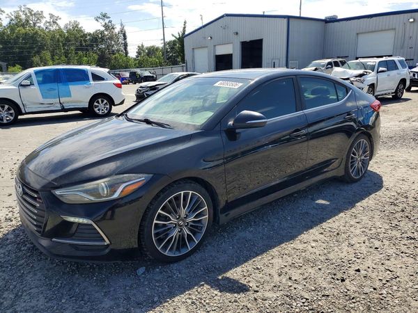 2018 HYUNDAI ELANTRA — Front 3/4