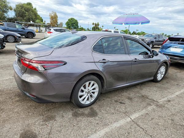 2022 TOYOTA CAMRY LE
