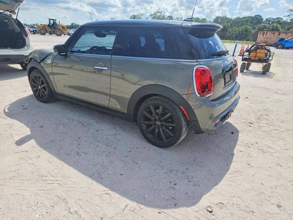 2021 MINI COOPER
