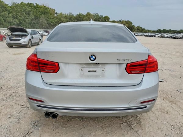 2018 BMW 330