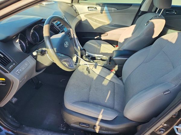 2014 HYUNDAI SONATA GLS/ GLS Popular