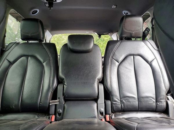 2022 CHRYSLER PACIFICA Touring L — SUVN