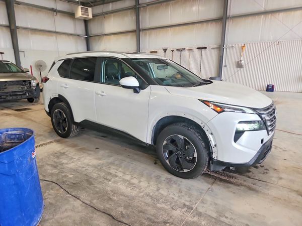 2025 NISSAN ROGUE SV — Passenger 3/4