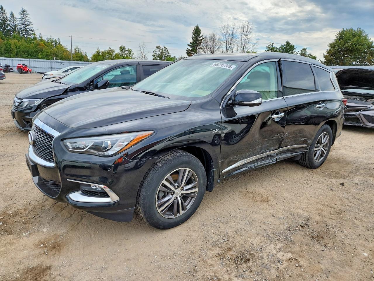 2018 INFINITI QX60 — Front 3/4