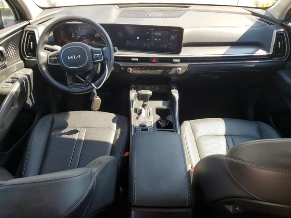 2025 KIA SORENTO