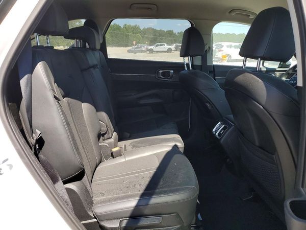 2025 KIA SORENTO
