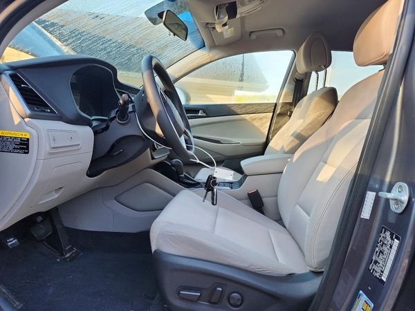 2017 HYUNDAI TUCSON