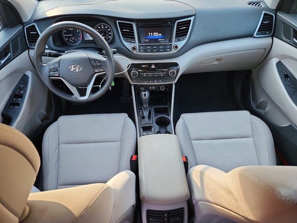2017 HYUNDAI TUCSON