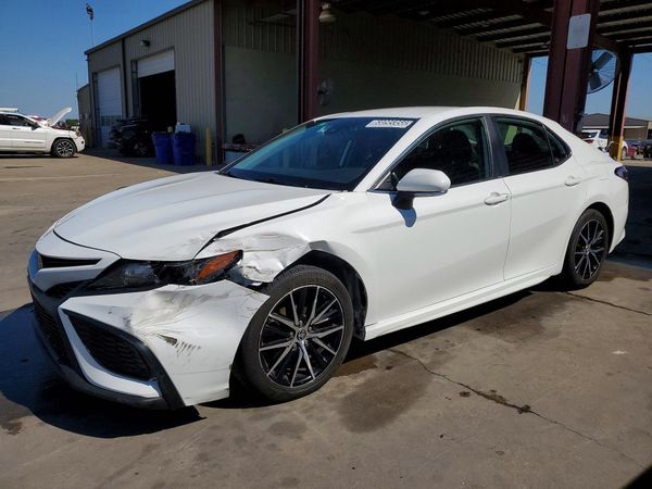 2023 TOYOTA CAMRY