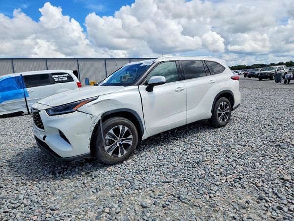 2021 TOYOTA HIGHLANDER