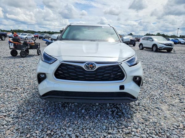 2021 TOYOTA HIGHLANDER