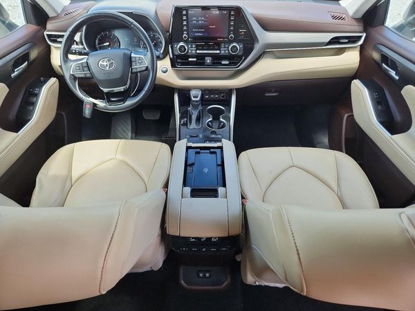 2021 TOYOTA HIGHLANDER