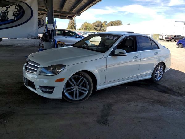 2012 MERCEDES-BENZ C