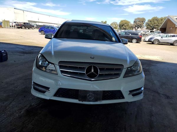 2012 MERCEDES-BENZ C