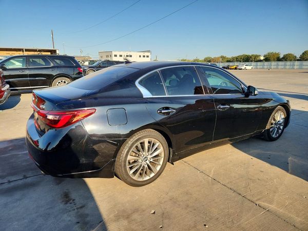 2021 INFINITI Q50