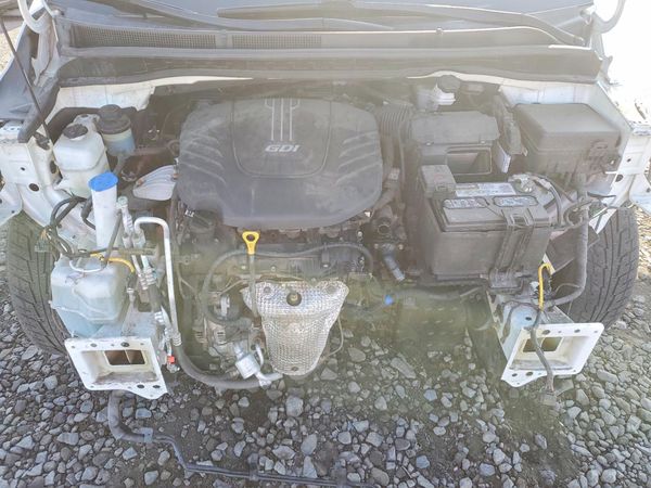 2015 KIA SEDONA GL - Middle-low